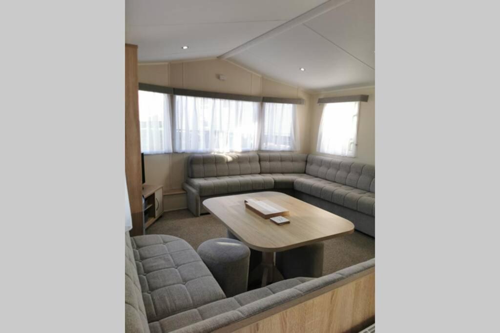 8 Sleep Chalet At Newquay Away Resorts Nb160 Exterior foto